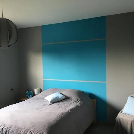 Le Confort Contemporain Dans Un Ecrin De Verdure Vernon (Eure)