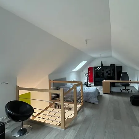 Le Confort Contemporain Dans Un Ecrin De Verdure