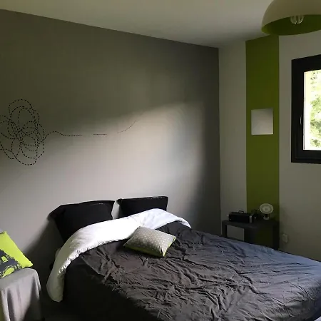 Villa Le Confort Contemporain Dans Un Ecrin De Verdure *