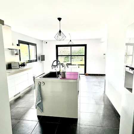 Le Confort Contemporain Dans Un Ecrin De Verdure * Vernon (Eure)